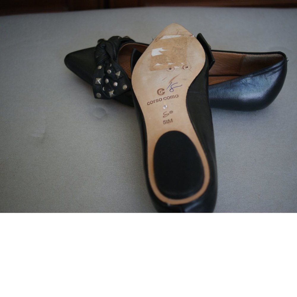 CORSO COMO 'Attitude' Black Studded Bow Pointed Toe Leather Ballet Flats NWOT - Picture 6 of 6